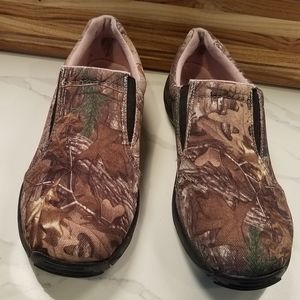 wide fit tan ankle boots uk